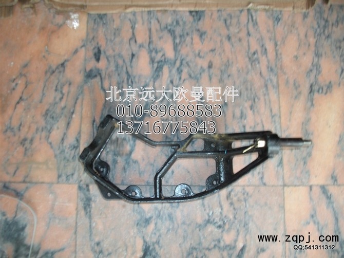 1425317202008,選、換檔拉桿四角支架,北京遠(yuǎn)大歐曼汽車(chē)配件有限公司
