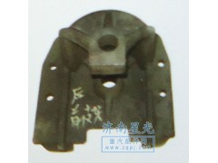 ,歐曼后鋼板前支架,濟南星光汽車配件銷售中心
