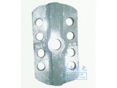 ,豪沃9孔雙橋后鋼板壓板-焊接,濟南星光汽車配件銷售中心