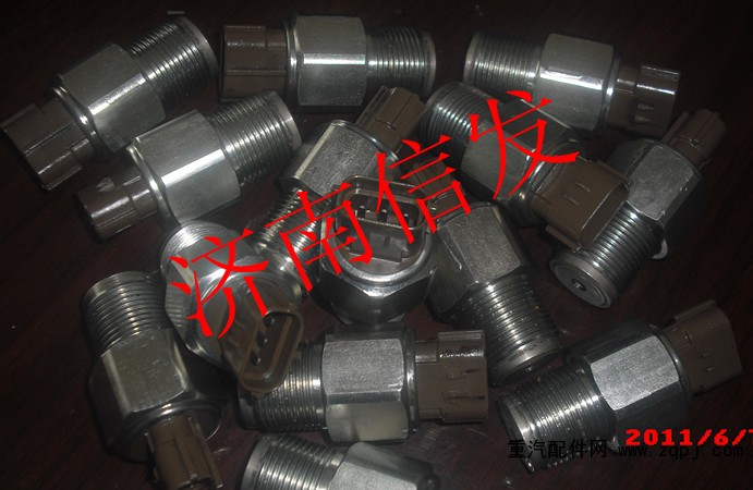 R61540080016,軌壓傳感器,濟南信發(fā)汽車配件有限公司