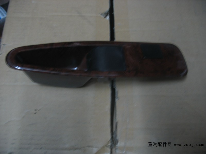 1B24961200018,車門內(nèi)扶手,濟(jì)南博煜歐曼專賣