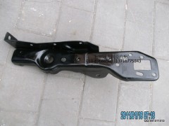 1B24950200104,1B24950200104架翻轉(zhuǎn)支架焊接上,北京遠大歐曼汽車配件有限公司