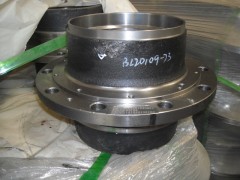 AZ9981340010,后輪轂總成 Rear hub,山東弗凱車橋重卡零部件制造有限公司