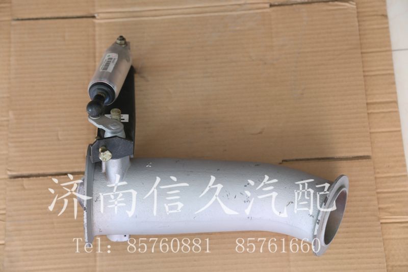 wg9131542025,evb排氣管總成,濟(jì)南信久汽配銷(xiāo)售中心