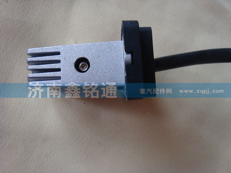 一汽解放新大威暖風電阻調(diào)速塊/811Q486-060