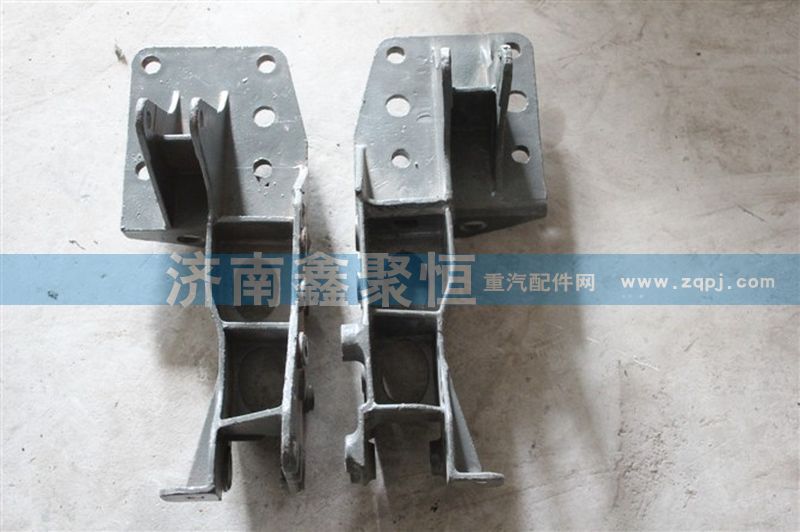 1642440011,HOWO 液壓鎖下支架 左,濟(jì)南鑫聚恒汽車配件有限公司