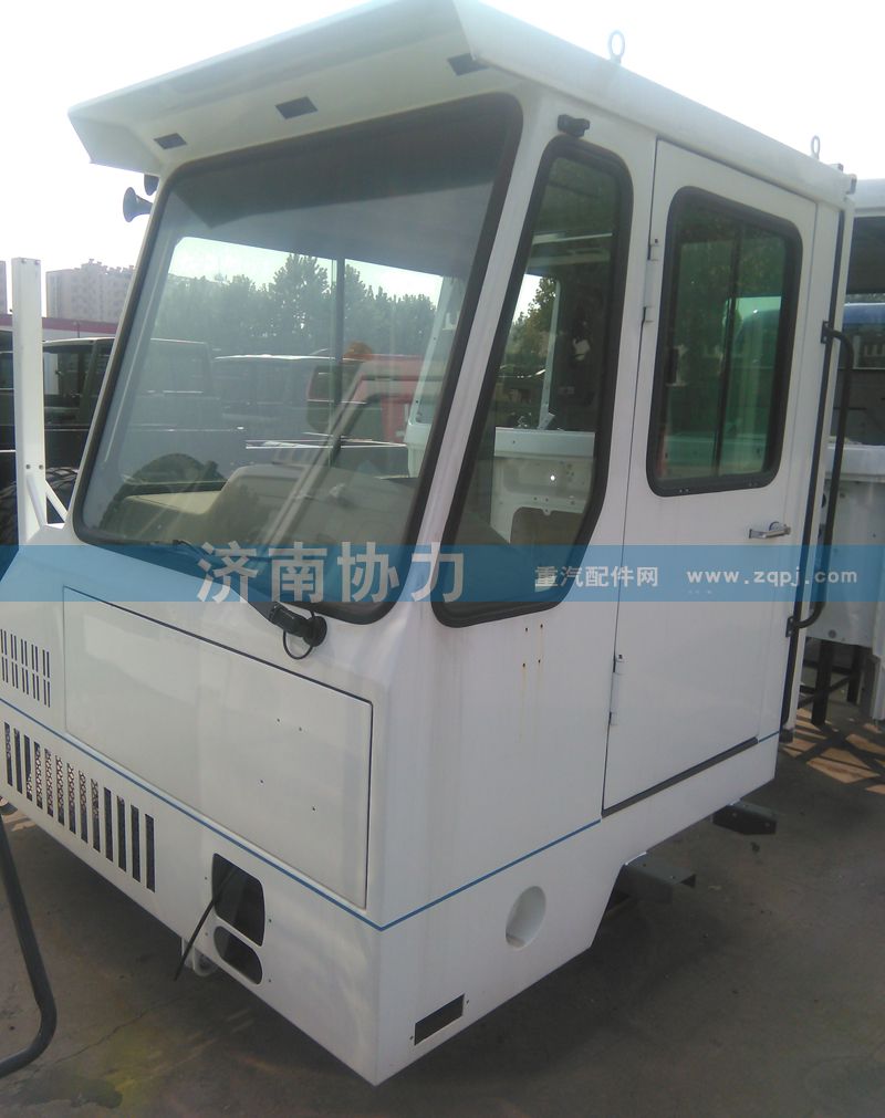 中國(guó)重汽特種車碼頭車配件 碼頭車駕駛室總成 TZ16050000023/TZ16050000023