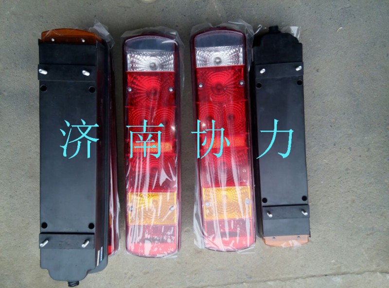 WG9719810012,右組合后燈（四點(diǎn)安裝）,濟(jì)南明鉅汽車配件有限公司（原濟(jì)南協(xié)力）