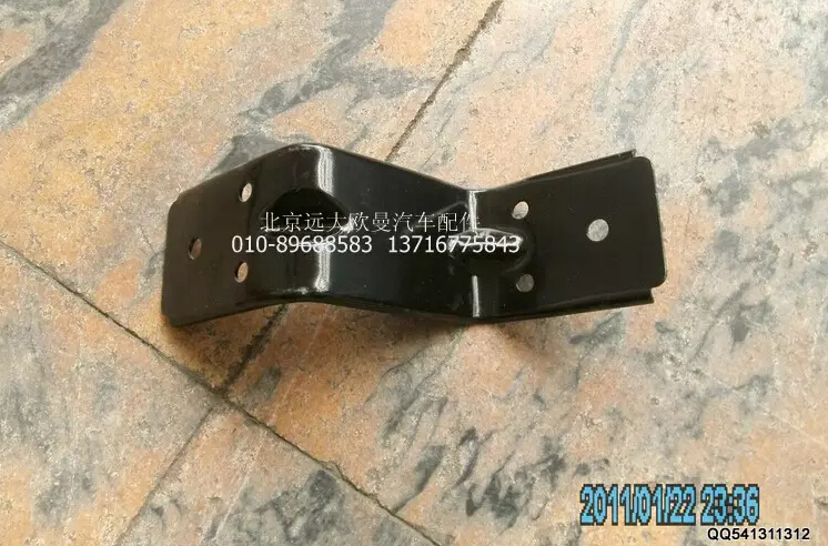 1B22084304010,副輪罩支架總成,北京遠大歐曼汽車配件有限公司