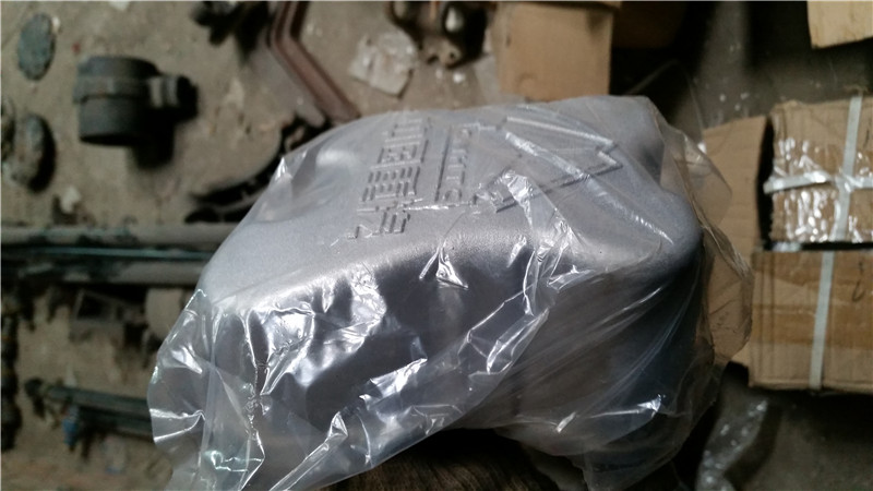 VG1500040067,氣缸蓋罩,濟南華馳工貿(mào)公司