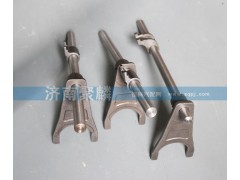 AZ2203220002,一二擋撥叉軸總成 19710T變速箱,濟南聚麟汽車銷售服務有限公司