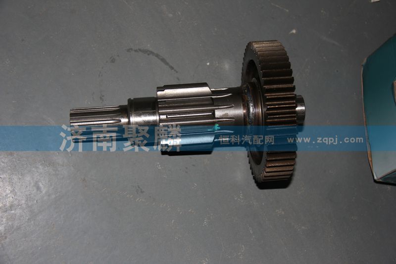 副箱加長(zhǎng)中間軸焊接總成wg2203100235/wg2203100235