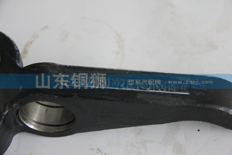 JS1801601021-4,撥叉,山東銅獅汽車零部件有限公司