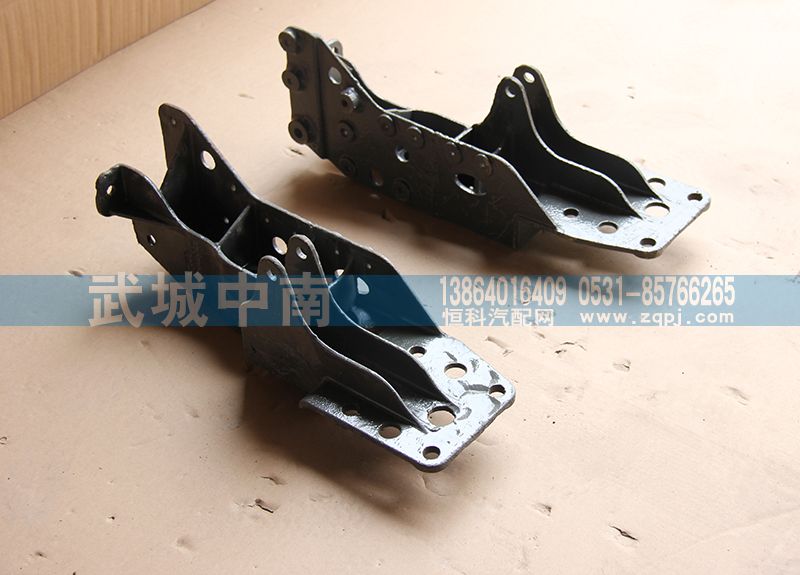WG1642440081,液壓鎖下支架左 豪沃09,濟南武城重型車外飾件廠