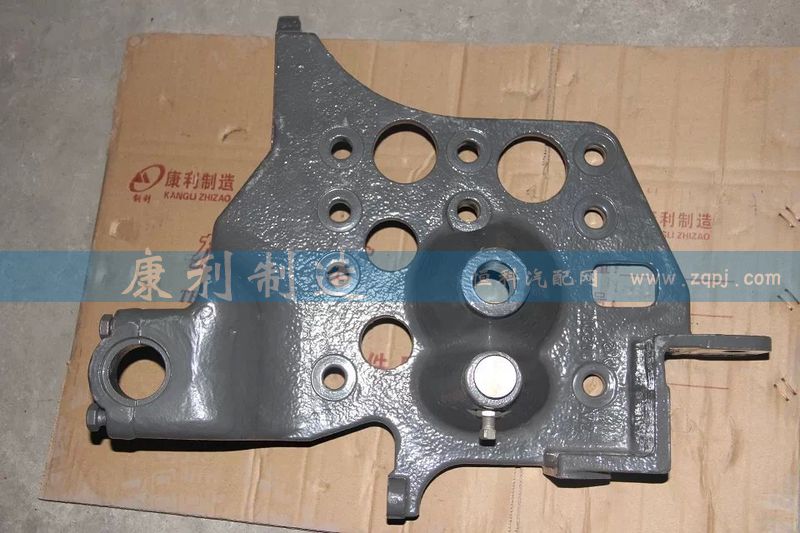 AZ1682430231,駕駛室翻轉(zhuǎn)支架,山東康潤機械制造有限公司