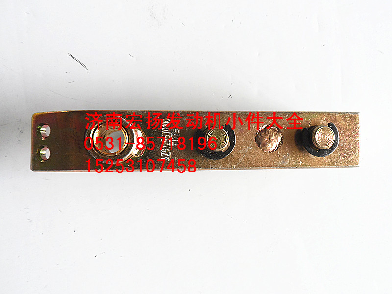 AZ9725570100,豪沃油門(mén)杠桿總成,濟(jì)南耀順汽車配件有限公司（重汽、濰柴發(fā)動(dòng)機(jī)小件專賣(mài)）