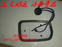 NZ9525790045,豪運后示廊燈紅色標(biāo)準(zhǔn),濟(jì)南奇昌汽車配件有限公司