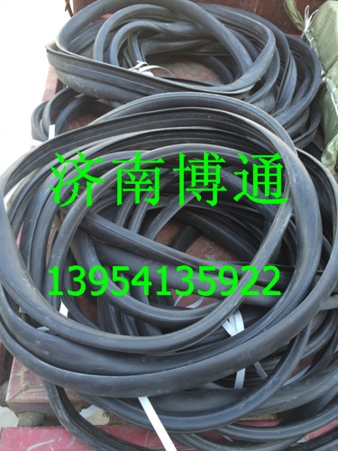 AZ1651710002,重汽豪翰前擋風(fēng)密封條,濟(jì)南博通重汽備件庫(kù)