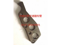 WG2229100091,鎖板壓板,濟(jì)南宏泰變速箱專(zhuān)營(yíng)店