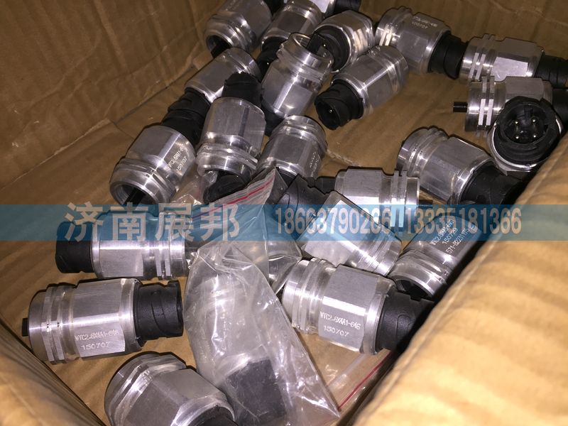 豪沃輕卡朝柴發(fā)動機(jī)配件/