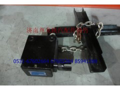 DZ9100862050,鉸鏈器連托架總成,濟(jì)南尊龍(原天盛)陜汽配件銷售有限公司
