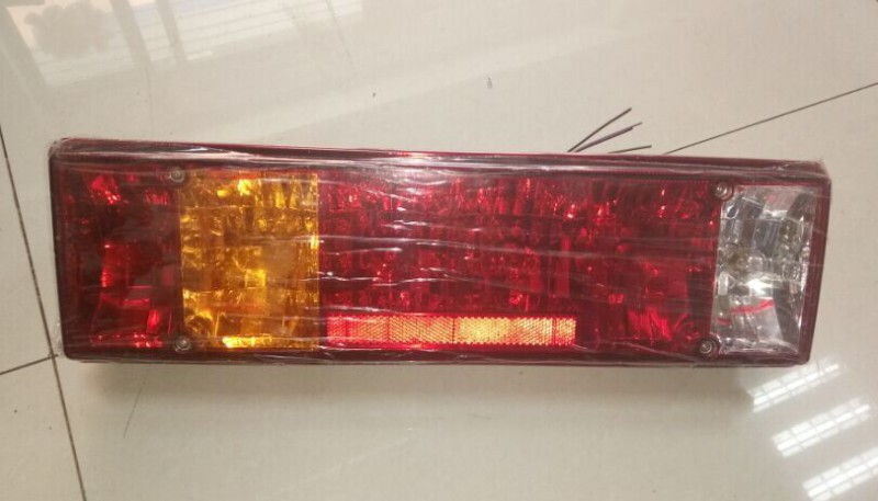 WG9125810002,后尾燈,濟(jì)南嘉磊汽車(chē)配件有限公司(原濟(jì)南瑞翔)