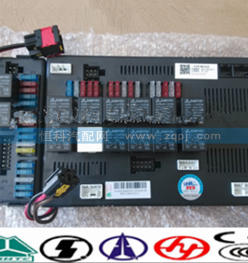 AZ9719580002,右控制模塊總成,濟(jì)南嘉磊汽車配件有限公司(原濟(jì)南瑞翔)