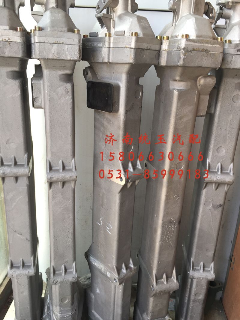 VG1557110019,重汽豪沃發(fā)動機(jī)EGR冷卻器閥總成, 濟(jì)南魯柴動力商貿(mào)有限公司