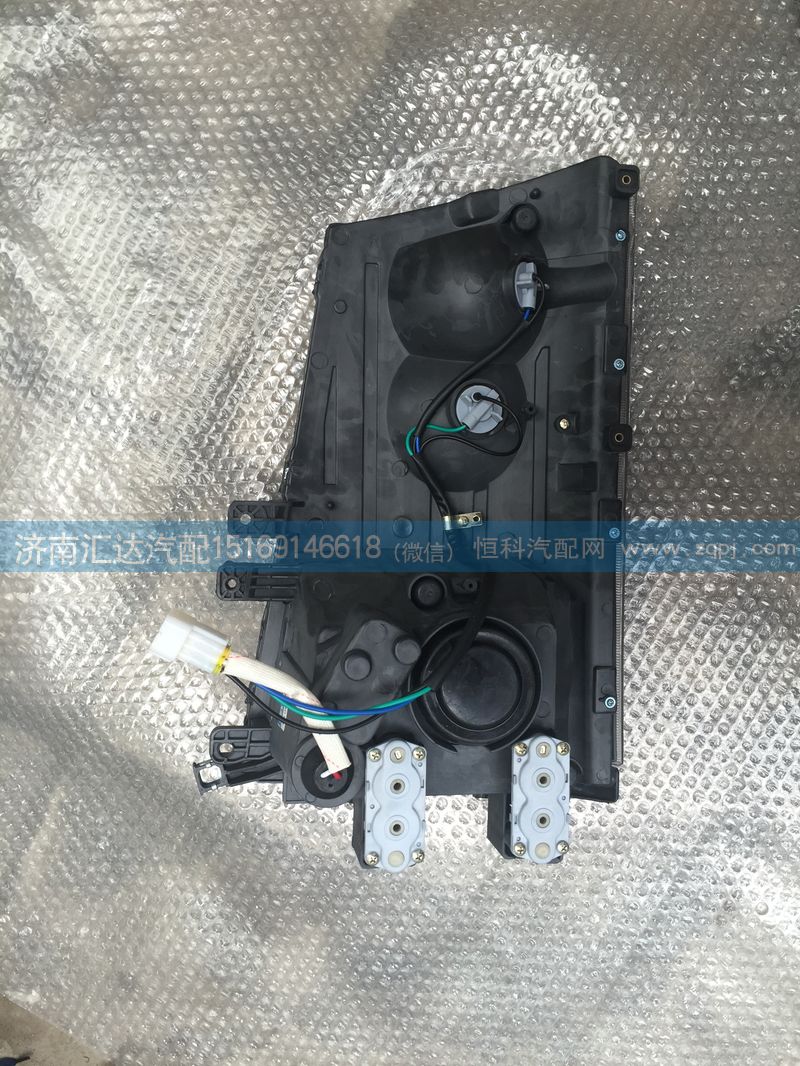 LG9704720001, LG9704720002,豪沃HOWO輕卡配件駕駛室組合前照燈LG9704720001左 LG9704720002右,濟(jì)南匯達(dá)汽配銷售中心