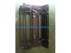 ,上汽紅巖杰獅自卸車三節(jié)式鐵保險杠 保險杠中段,濟南匯達汽配銷售中心