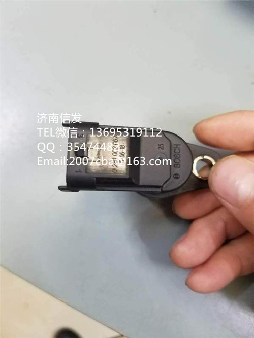 0281002667曲軸轉(zhuǎn)速傳感器,0281002667曲軸轉(zhuǎn)速傳感器,濟(jì)南信發(fā)汽車(chē)配件有限公司