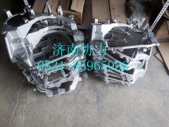 WG9925720131,前照燈右支架,濟(jì)南明鉅汽車(chē)配件有限公司（原濟(jì)南協(xié)力）