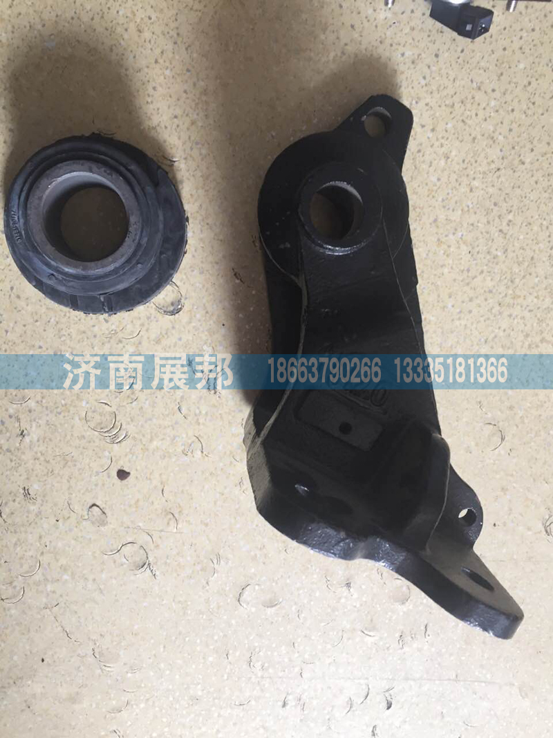 H4502A010025-26A,GTL翻轉膠套歐曼H4駕駛室配件,濟南冠澤卡車配件營銷中心