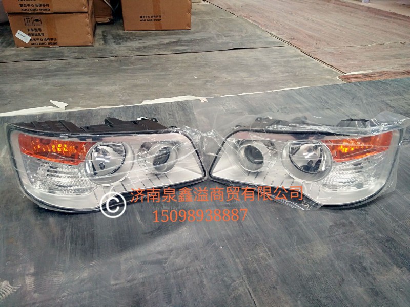 100442100006,右前組合燈總成,濟南泉鑫溢商貿(mào)有限公司