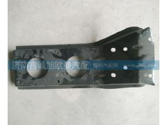 1124113100004,副水箱支架,濟(jì)南鑫誠旭歐曼汽車配件有限公司