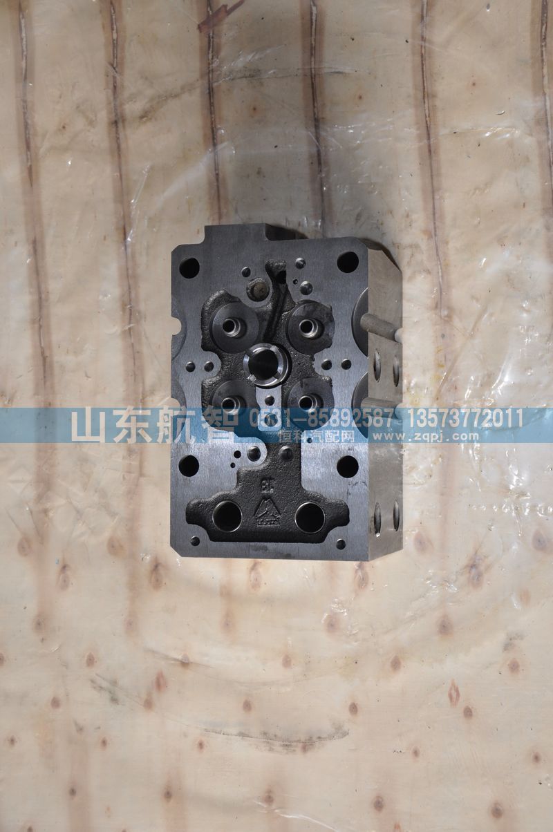 AZ1238040001A,發(fā)動機氣缸蓋,山東航智商貿有限公司