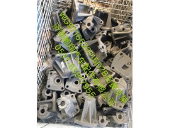 新斯太爾D7BM5G后簧支架,新斯太爾D7B駕駛室配件,濟(jì)南鵬翔汽車配件有限公司
