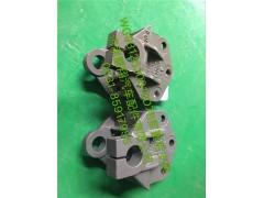 新斯太爾D7BM5G前簧后支架000,新斯太爾D7B駕駛室配件,濟(jì)南鵬翔汽車配件有限公司