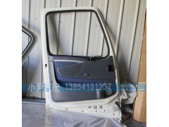 ,豪沃A7高底板（曼白）右車門總成,濟南少岱汽車配件有限公司