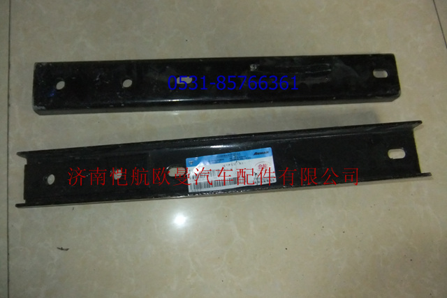 1138135613002,復(fù)合儲(chǔ)氣筒支架,濟(jì)南愷航歐曼汽車配件有限公司