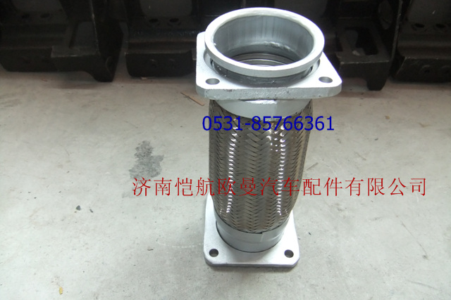 1124112047007,繞形軟管五系，,濟南愷航歐曼汽車配件有限公司