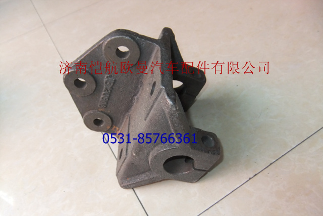 1106628000116,前簧后支架,濟(jì)南愷航歐曼汽車配件有限公司