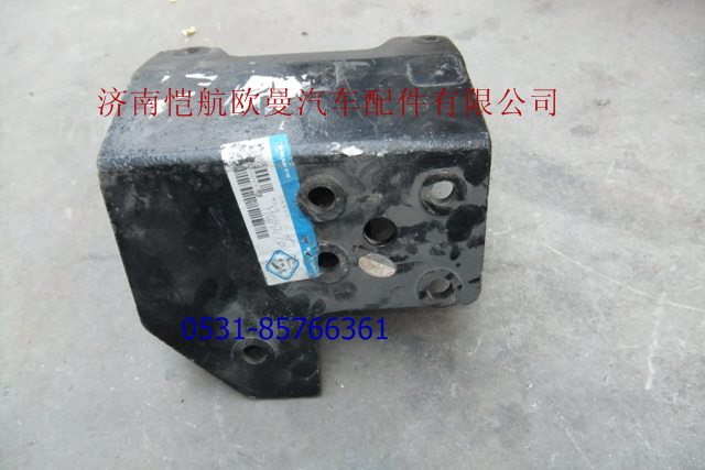 1B220531H0132,車架連接支架右,濟南愷航歐曼汽車配件有限公司