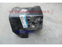 1B220531H0132,車架連接支架右,濟南愷航歐曼汽車配件有限公司