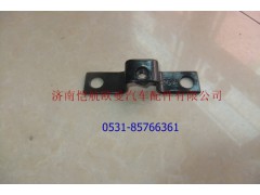 1B24953100462,保險(xiǎn)杠防滑板支架,濟(jì)南愷航歐曼汽車配件有限公司
