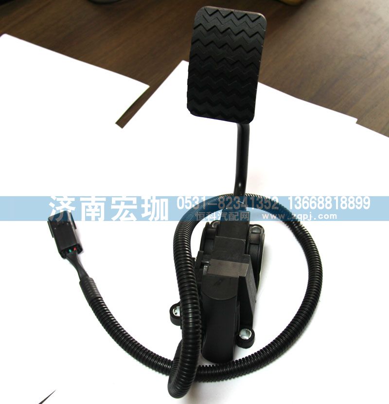WG972557083,4孔直電子油門,濟(jì)南宏珈汽車零部件有限公司