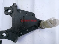 SZ970000023,德龍前板簧中間支架,濟(jì)南聯(lián)樂(lè)汽車(chē)零部件有限公司