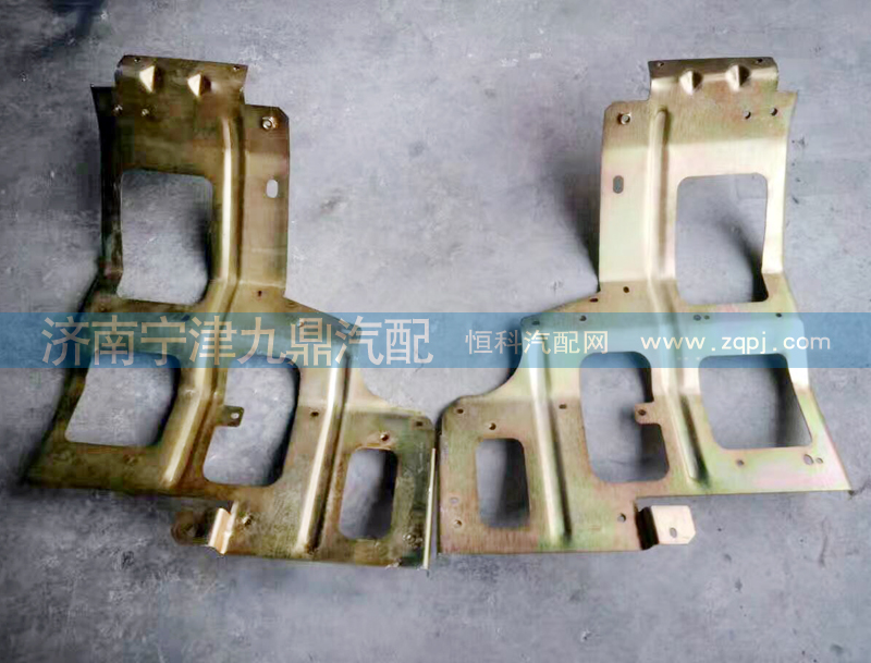1664240214,保險杠連接板右,濟南寧津九鼎重汽配件生產(chǎn)廠商