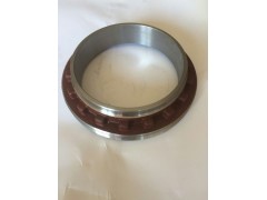,AC16貫通軸油封座,濟(jì)南曼霸汽車零部件有限公司