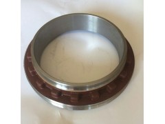 ,AC16貫通軸油封座,濟(jì)南曼霸汽車零部件有限公司
